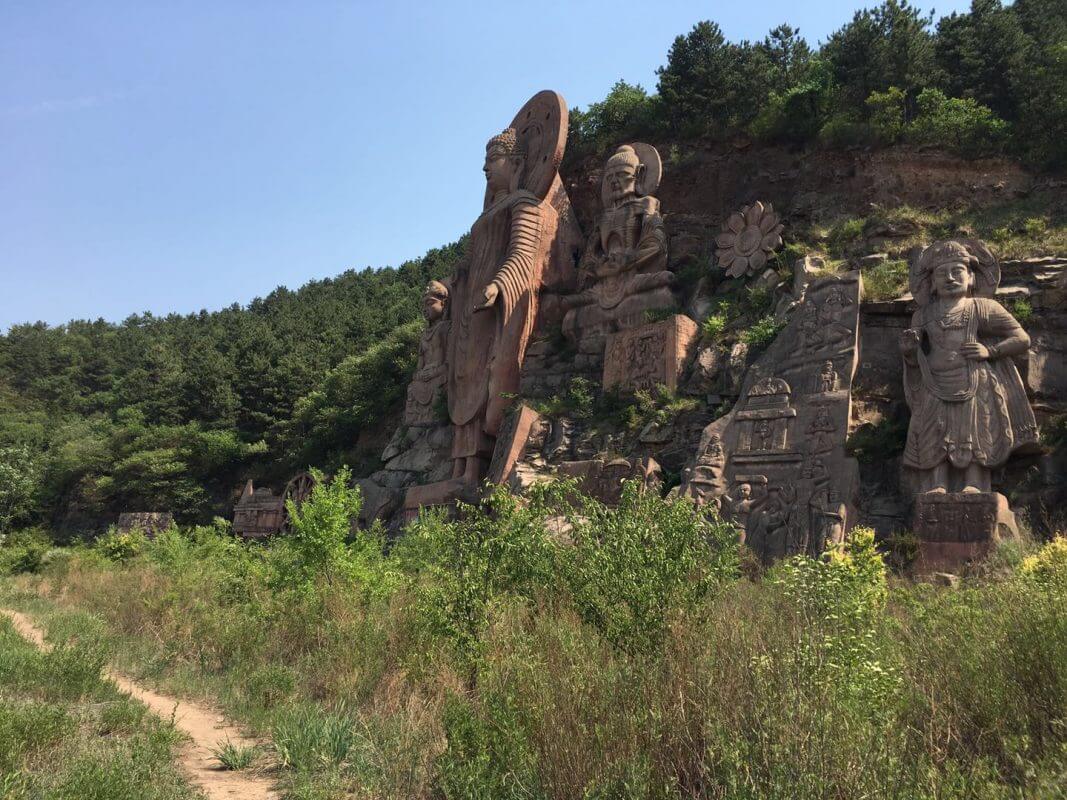 僧冠峰风景区 - Chengde Travel Tips