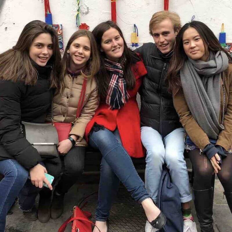 LTL Students taking a day trip in Beijing