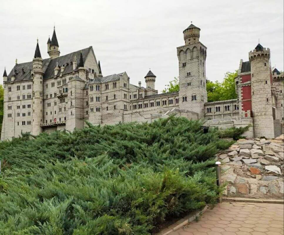 Neuschwanstein Castle in a scale of 1:25